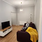City Center Apartment -A