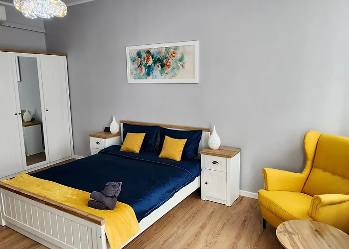 City Center Apartment -A